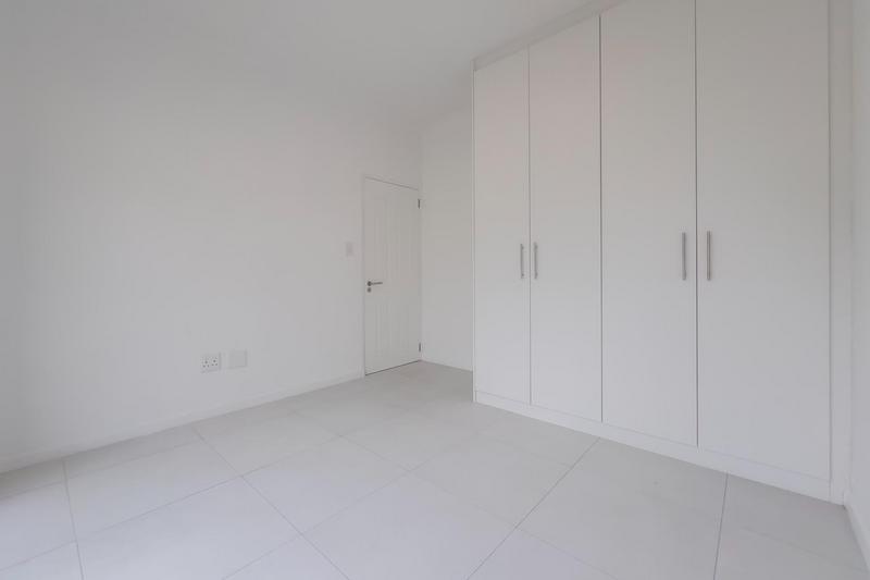 To Let 2 Bedroom Property for Rent in Capri Western Cape